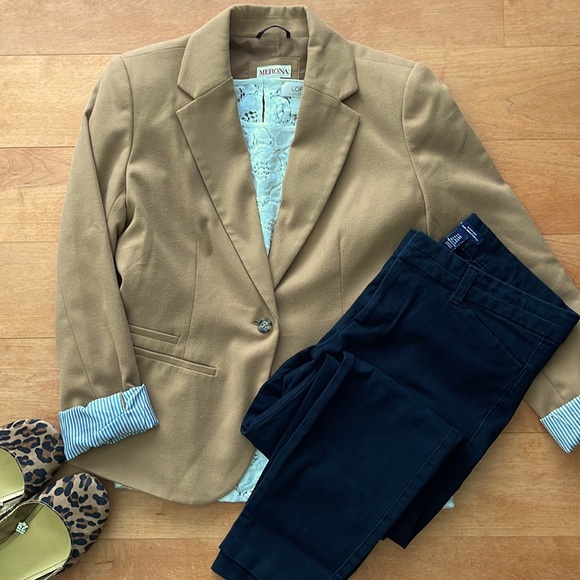 Merona Jackets & Blazers - Merona khaki fitted blazer, size 4